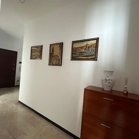 Casa Vacanze Tardy E Benech 사보나 외부 사진